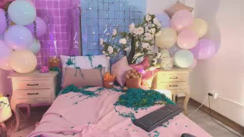 scarlett d ville online show from March 27, 5:02 am