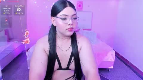 Snapshot of scarlett_dreamss7 chatting on March 26, 11:27 am Scarlett online show from March 26, 11:27 am