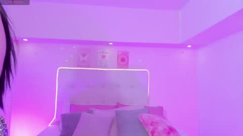 Snapshot of scarlett_dreamss7 chatting on May 1, 11:26 am Scarlett online show from May 1, 11:26 am