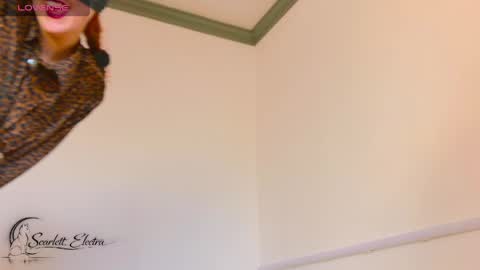 Snapshot of scarlett_electra chatting on April 10, 3:06 pm SCARLETT ELECTRA - online show from April 10, 3:06 pm