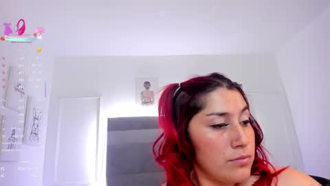 Snapshot of scarlett_ev chatting on March 6, 10:30 am Scarlett online show from March 6, 10:30 am