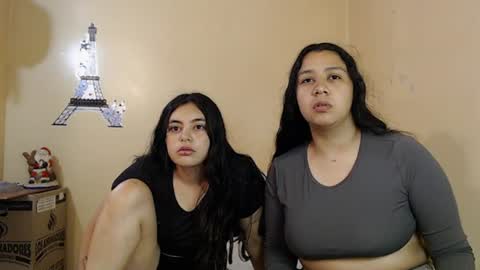 Scarlett and Jazmin online show from July 4, 7:03 am