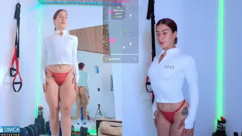 Snapshot of scarlett_fire5 chatting on April 22, 5:25 pm scarlett_fire5 online show from April 22, 5:25 pm