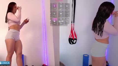 Snapshot of scarlett_fire5 chatting on May 9, 5:07 pm scarlett_fire5 online show from May 9, 5:07 pm