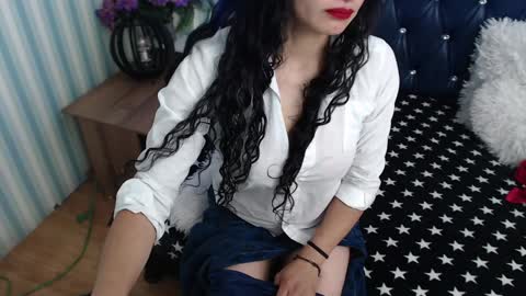 Snapshot of scarlett_keaton chatting on January 13, 9:41 am scarlett_keaton online show from January 13, 9:41 am