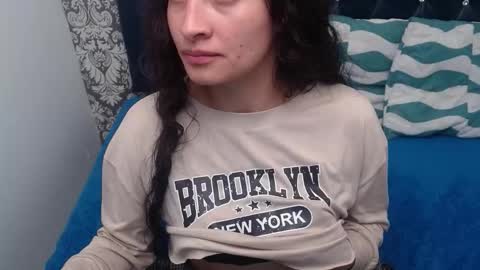 Snapshot of scarlett_keaton chatting on March 20, 6:40 am scarlett_keaton online show from March 20, 6:40 am