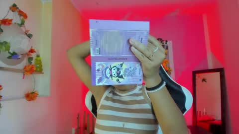 scarlett_lune online show from May 30, 6:49 pm
