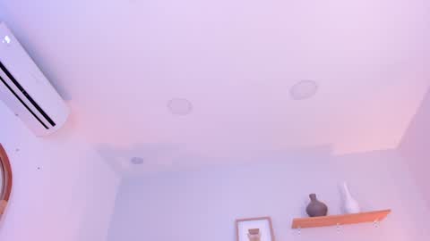 Scarlett Morgan online show from February 4, 7:00 pm