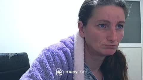 scarlett_queen01 online show from February 3, 3:31 am