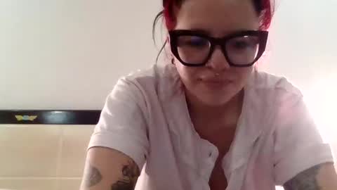 scarlett_red_11 online show from June 11, 5:22 pm