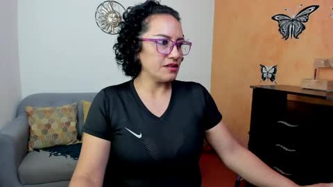 Snapshot of scarlett_sax chatting on May 6, 10:26 pm Scarlett sax online show from May 6, 10:26 pm