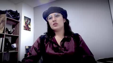 Snapshot of scarlett_sen chatting on April 7, 3:56 pm Mistress Scarlett online show from April 7, 3:56 pm