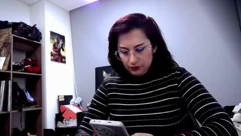 Snapshot of scarlett_sen chatting on April 24, 2:08 pm Mistress Scarlett online show from April 24, 2:08 pm