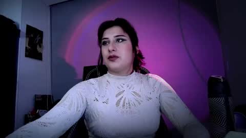 Snapshot of scarlett_sen chatting on May 9, 3:06 pm Mistress Scarlett online show from May 9, 3:06 pm