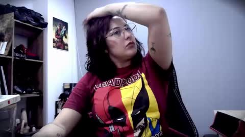 Snapshot of scarlett_sen chatting on May 18, 2:34 pm Mistress Scarlett online show from May 18, 2:34 pm