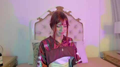 Snapshot of scarlett_smith_3 chatting on May 9, 2:39 am scarlett smith 3 online show from May 9, 2:39 am