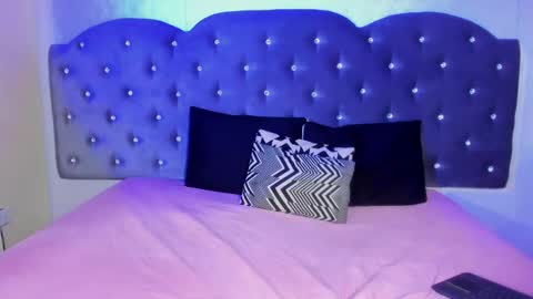 scarlett_venom_ online show from May 9, 8:25 pm