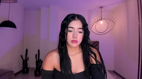 Snapshot of scarlettblaze1 chatting on June 24, 12:04 pm Sacrlett Blaze online show from June 24, 12:04 pm