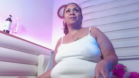 Snapshot of scarlettbooty chatting on March 14, 8:20 am scarlettbooty online show from March 14, 8:20 am
