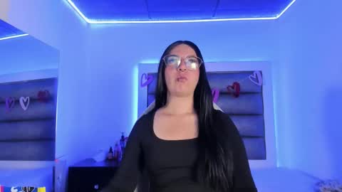 scarlette_js online show from February 12, 5:13 am