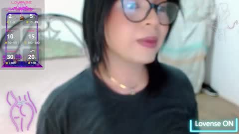Snapshot of scarlette_mason_1 chatting on December 4, 7:22 pm KARLA online show from December 4, 7:22 pm