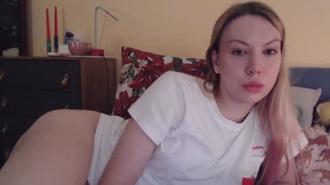 Scarlett online show from December 19, 1:40 pm