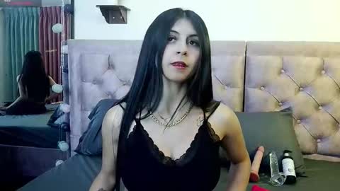 Snapshot of scarletth_sm chatting on September 10, 6:02 am scarletth_sm online show from September 10, 6:02 am