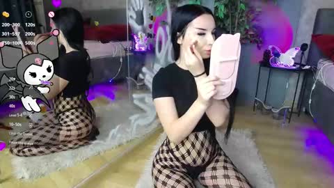 scarlettjakobs online show from November 10, 7:18 am