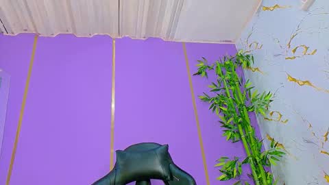 Scarlet online show from November 2, 11:07 pm