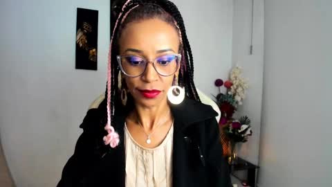 Snapshot of scarlettmalbec chatting on February 21, 11:32 pm Scarlett online show from February 21, 11:32 pm