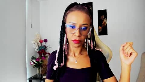 Snapshot of scarlettmalbec chatting on February 24, 10:03 pm Scarlett online show from February 24, 10:03 pm