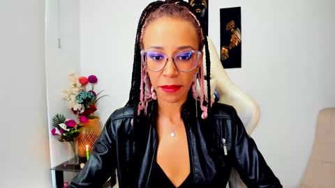 Snapshot of scarlettmalbec chatting on February 27, 8:42 pm Scarlett online show from February 27, 8:42 pm