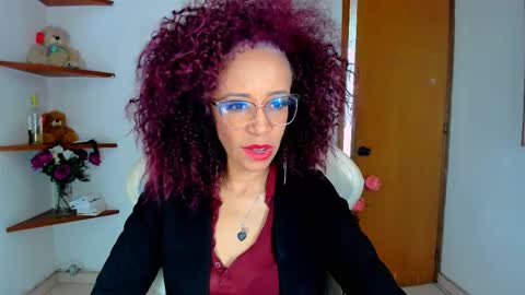 Snapshot of scarlettmalbec chatting on October 2, 10:06 pm Scarlett online show from October 2, 10:06 pm