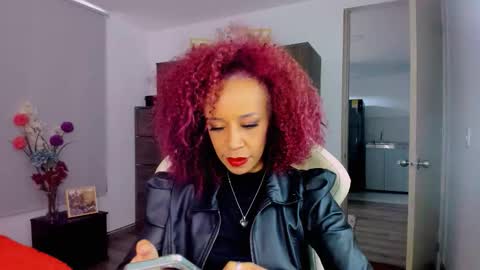 Snapshot of scarlettmalbec chatting on January 12, 8:47 pm Scarlett online show from January 12, 8:47 pm