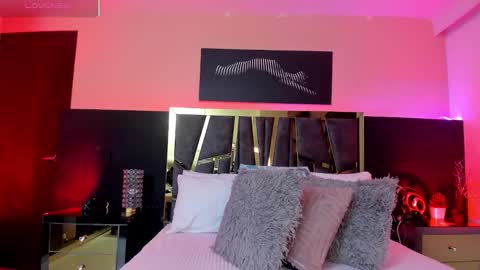 scarlettorres online show from November 11, 7:03 pm