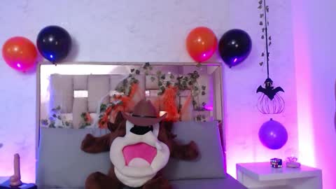 Scarlet online show from October 27, 11:58 am