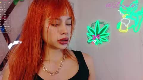 Snapshot of scarlettrusso1 chatting on October 18, 9:04 pm Scarlett online show from October 18, 9:04 pm