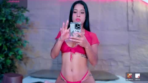 scarlettsinclaiir_ online show from May 6, 10:09 am