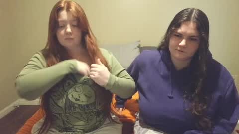 Snapshot of scarletttsinner chatting on June 7, 12:26 am scarletttsinner online show from June 7, 12:26 am