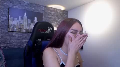 scarlett online show from December 20, 3:35 am