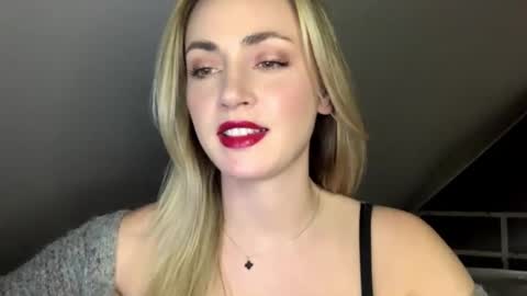 ScarlettxBlonde online show from May 7, 3:39 pm