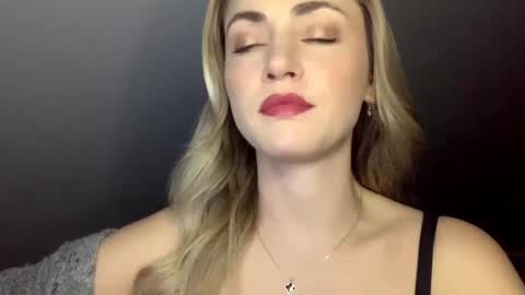ScarlettxBlonde online show from May 14, 8:26 pm