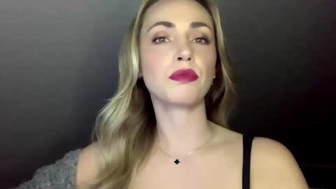 ScarlettxBlonde online show from May 18, 8:03 pm
