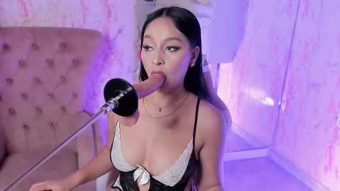 Scarlet online show from December 2, 1:55 am