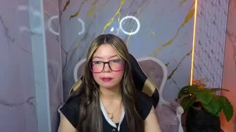 Scarleth  Online 1430 - 2100 online show from June 4, 7:09 pm