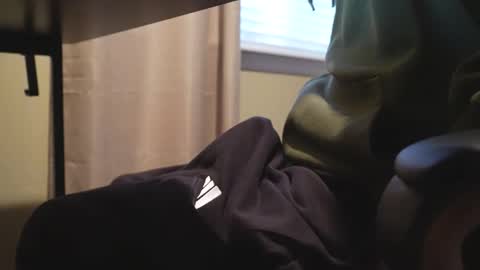 Skinny College Boy online show from May 22, 10:04 pm