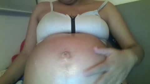 Snapshot of sccarlet_xxx chatting on January 11, 1:54 am sccarlet_xxx online show from January 11, 1:54 am