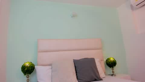 SCARLET online show from February 20, 10:49 am