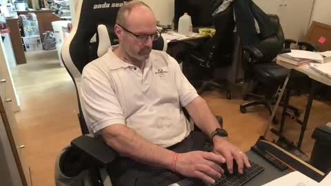 schief6218 online show from March 24, 1:16 pm