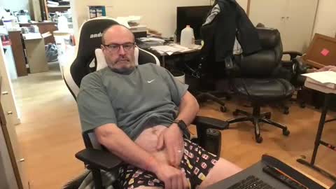 schief6218 online show from March 30, 11:00 am